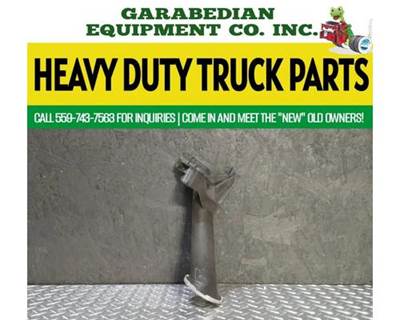 Volvo D13 Oil Pickup Tube / Oil Strainer for Volvo VNL, Part # 20824910