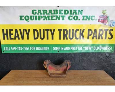 Caterpillar 3176B Engine Mount