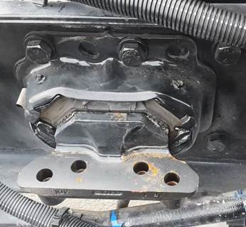 Cummins ISX15 Engine Mount for a Peterbilt 579