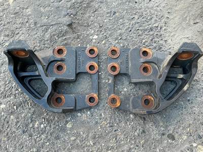 Cummins X15 Engine Mount for a International LT625