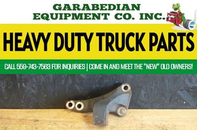 Detroit DD13 Engine Mount for a Freightliner Cascadia 132