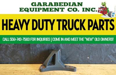 Detroit DD13 Engine Mount for a Freightliner Cascadia 125