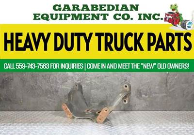 Detroit DD13 Engine Mount