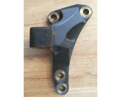 Detroit DD13 Engine Mount