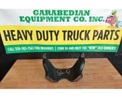 Detroit DD13 Engine Mount