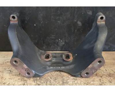 Detroit DD13 Engine Mount for a Freightliner Cascadia 125