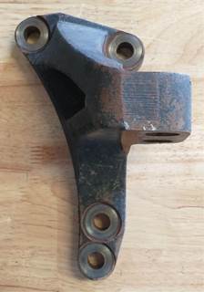 Detroit DD15 Engine Mount