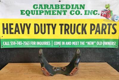 Detroit DD15 Engine Mount