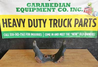 Detroit DD15 Engine Mount