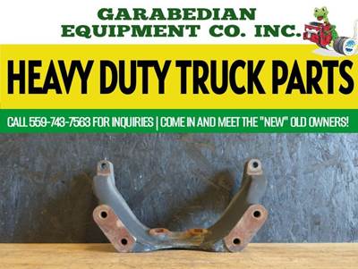 Detroit DD15 Engine Mount