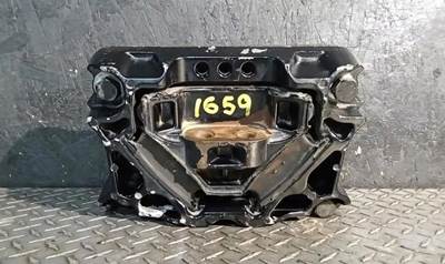 Detroit DD15 Engine Mount for a Freightliner Cascadia 126