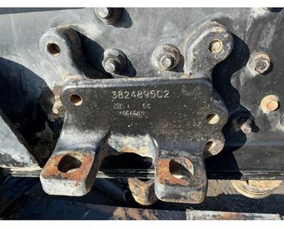 International Engine Mount for a International 7600