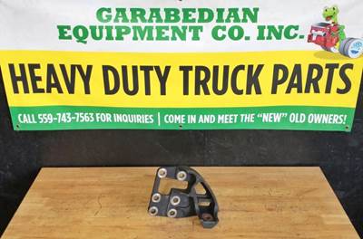 International MaxxForce 13 Engine Mount