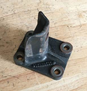 International MaxxForce DT Engine Mount for a International DuraStar 4300