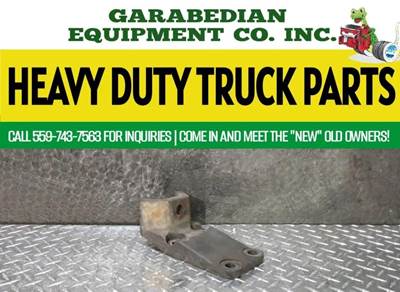 Mercedes-Benz OM460LA Engine Mount