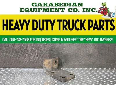 Mercedes-Benz OM460LA Engine Mount