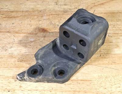 Paccar MX-13 Engine Mount