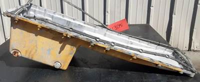Caterpillar C15 Engine Oil Pan for a Peterbilt 386