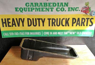Cummins ISB Engine Oil Pan for a Freightliner MT45 Chassis