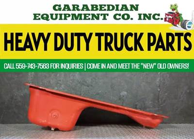 Cummins ISX12 G Engine Oil Pan for a Volvo VNL