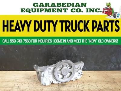 Detroit DD13 Engine Oil Pump for a Freightliner Cascadia 125