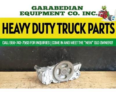Detroit DD13 Engine Oil Pump for a Freightliner Cascadia 125