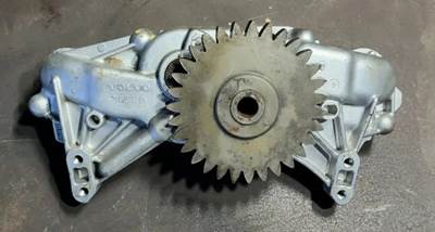 Mack MP8 Engine Oil Pump