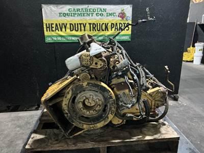 Caterpillar 3126 Engine for a Ford L8513