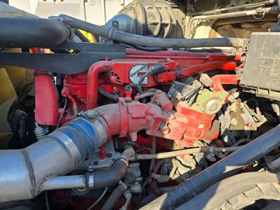 Cummins ISX12 G Engine for a Volvo VNL