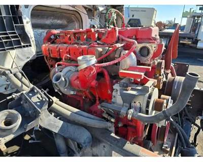 Cummins ISX12 G Engine for a Volvo VNL