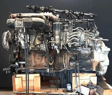 Detroit DD13 Engine