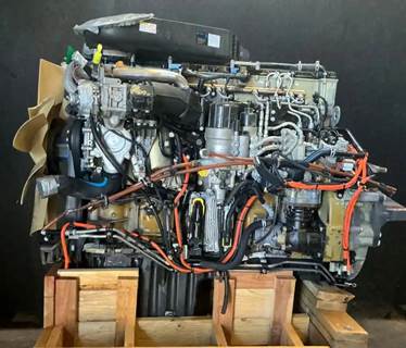 Detroit DD13 Engine for a Freightliner Cascadia 113