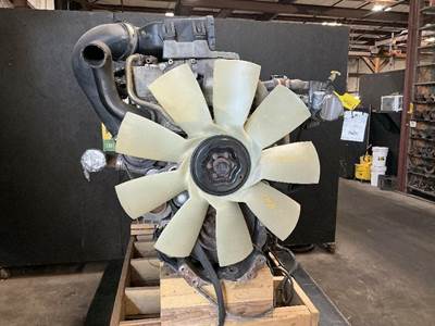 Detroit DD13 Engine for a Freightliner Cascadia 132