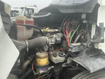 Detroit DD13 Engine for a Freightliner CASCADIA