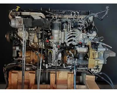 Detroit DD13 Engine for a Freightliner Cascadia 113