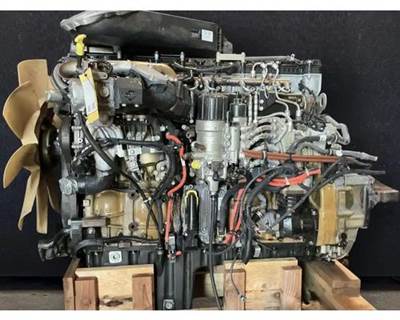 Detroit DD13 Engine for a Freightliner Cascadia 113