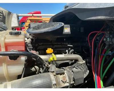 Detroit DD13 Engine for a Freightliner Cascadia 113