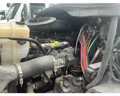 Detroit DD13 Engine for a Freightliner CASCADIA