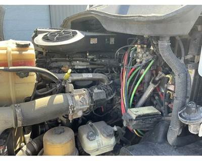 Detroit DD13 Engine for a Freightliner CASCADIA