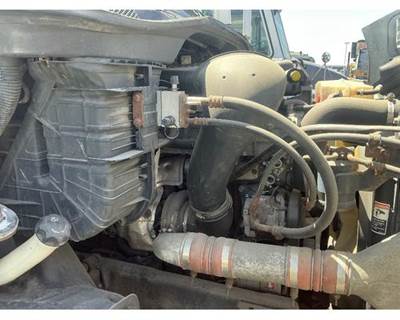 Detroit DD13 Engine for a Freightliner CASCADIA