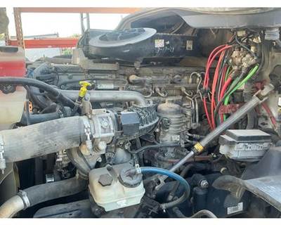 Detroit DD13 Engine