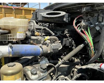 Detroit DD13 Engine for a Freightliner CASCADIA