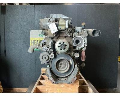 Detroit DD13 Engine - 380 HP