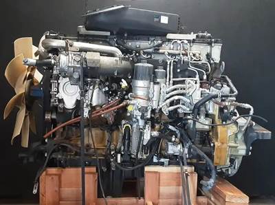 Detroit DD15 Engine for a Freightliner Cascadia 125