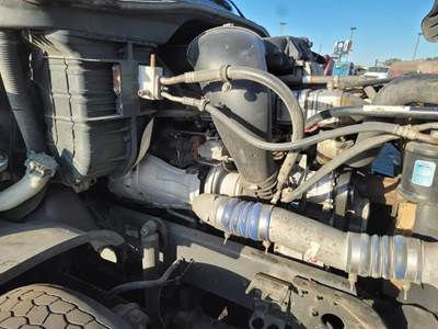 Detroit DD15 Engine for a Freightliner Cascadia 125
