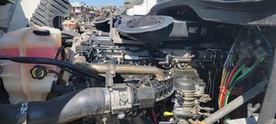 Detroit DD15 Engine for a Freightliner Cascadia 125