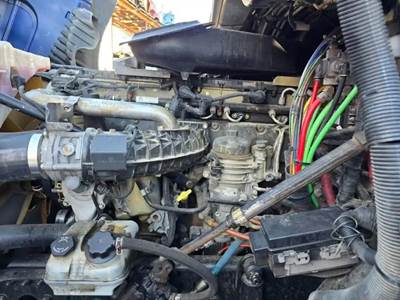 Detroit DD15 Engine for a Freightliner Cascadia 125