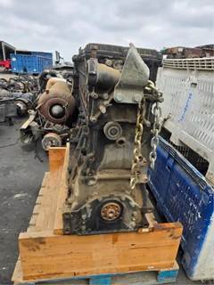 Detroit DD15 Engine for a Freightliner Cascadia 125