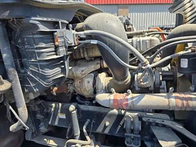 Detroit DD15 Engine for a Freightliner Cascadia 125