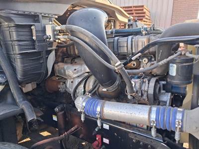 Detroit DD15 Engine for a Freightliner CASCADIA